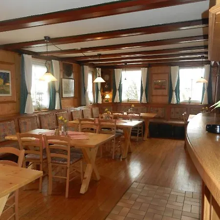 Gasthof Löwen Gasthof 2*
